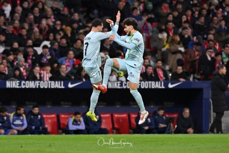 NTONY MATHEUS DOS SANTOS of Real Betis Balompie celebrates a goal