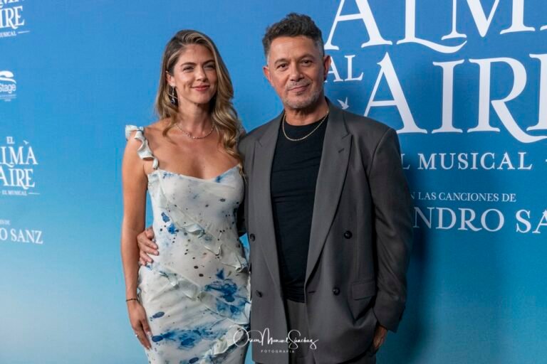 STEPHANIE CAYO and ALEJANDRO SANZ